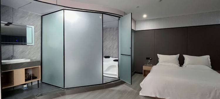 途客中国轻居酒店(西亚城市广场店)图片