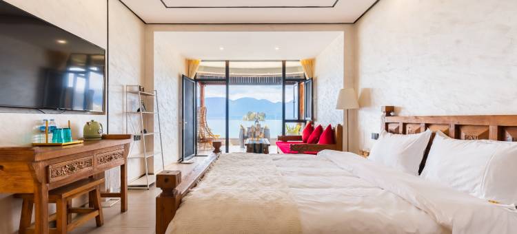 泸沽湖两棵树湖景客栈图片