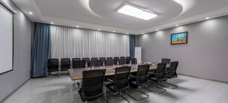 若羌荣耀大酒店图片