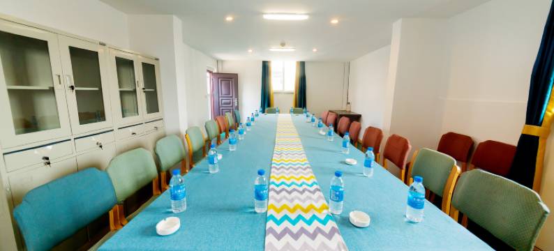 瑞丽明凡居酒店图片