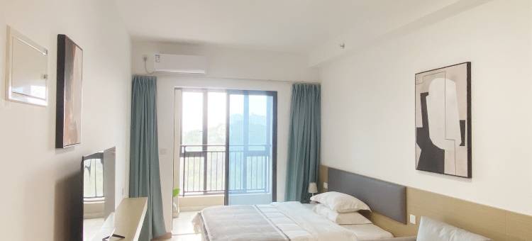 鹿居公寓(汇林路凤凰半岛店)图片