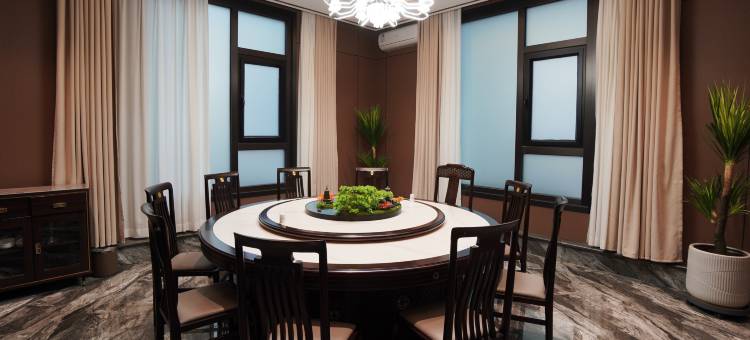 前海大厦酒店(新疆博物馆店)图片