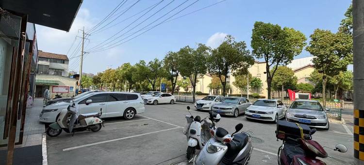 致馨栀子花开酒店(仙桃小南店)图片