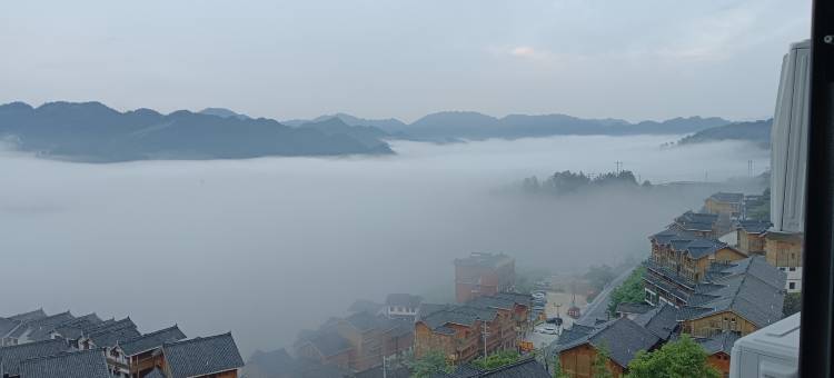 西江辰熙云宿(千户苗寨西门游客服务中心店)图片