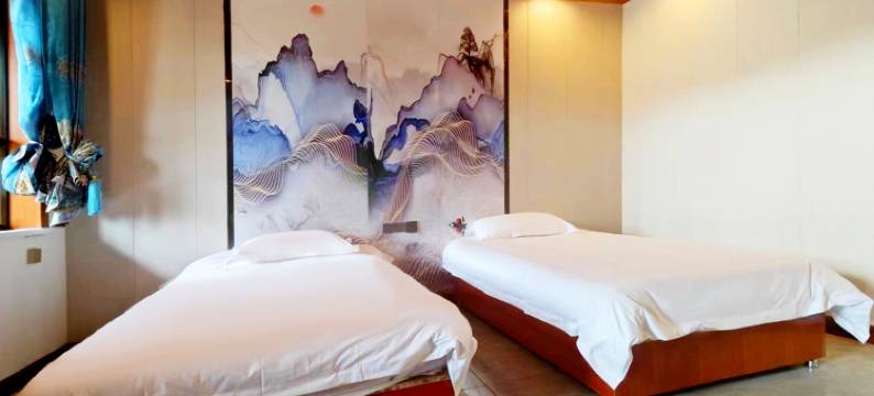 清逸民宿(那拉提旅游风景区店)图片