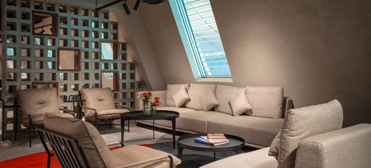 AUHotel - 扎耶德国际机场 - 位于中转区 - 需出示后续登机牌(AUHotel -Zayed International Airport-Located in Transit Area -Onwards Boarding Pass Required)图片