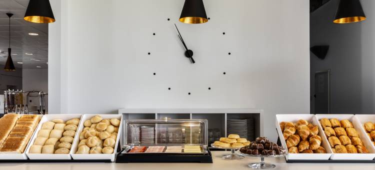 坎塔赫德科英布拉住宿加早餐酒店(B&B HOTEL Cantanhede Coimbra)图片