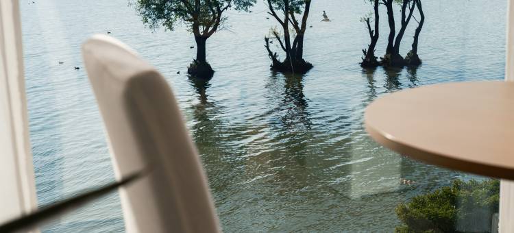 阿凯缇娅·安止樱桃小树海景度假酒店图片