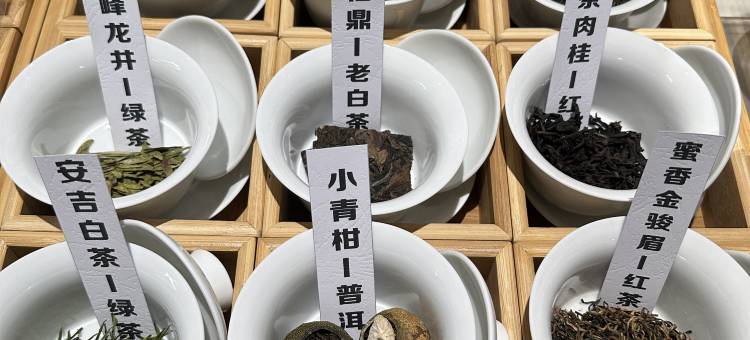 晚栖里青年旅社(西宁火车站店)图片