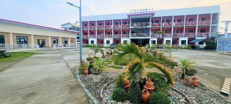老挝机场附近的EC酒店。(EC Hotel near Laoag Airport)图片