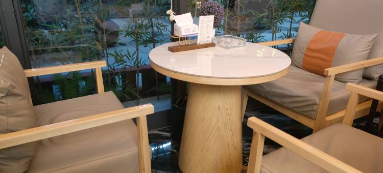 东春北韵酒店(成都昭觉寺南路地铁站店)图片