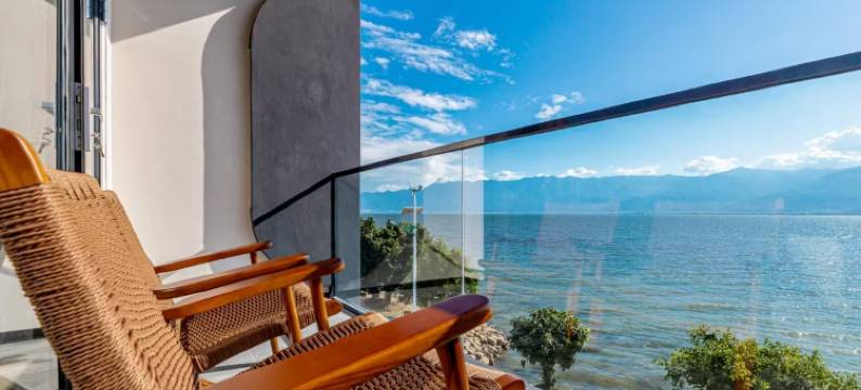 风也云奢智能海景酒店(双廊洱海店)图片