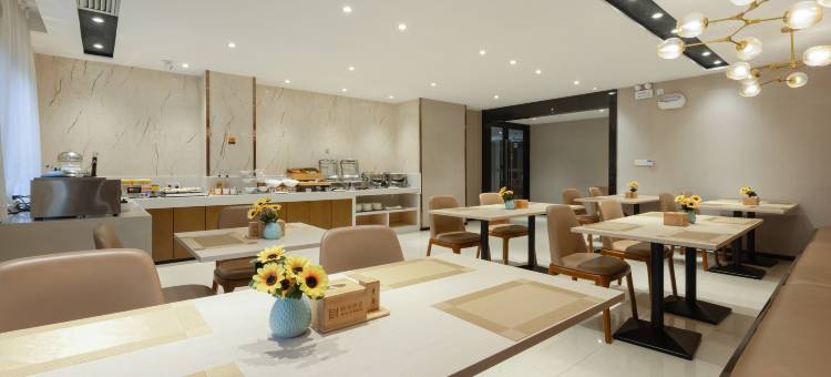 柏曼酒店(玉林高铁站南兴广场店)图片