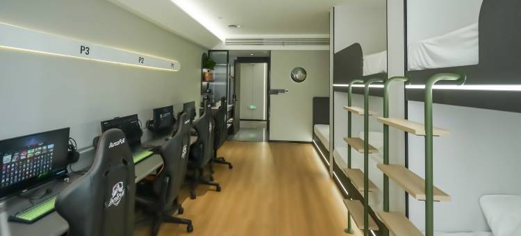 格林电竞酒店(滁州定远炉桥镇店)图片