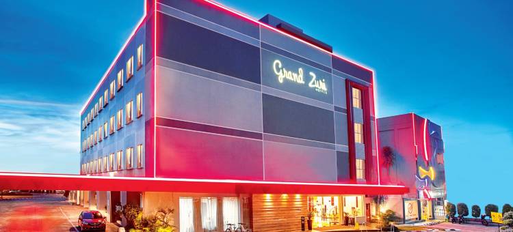 祖日杜梨大酒店(Grand Zuri Duri Hotel)图片