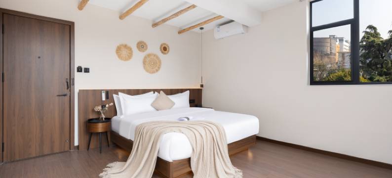 顾奈酒店(许昌胖东来时代广场曹魏古城店)图片