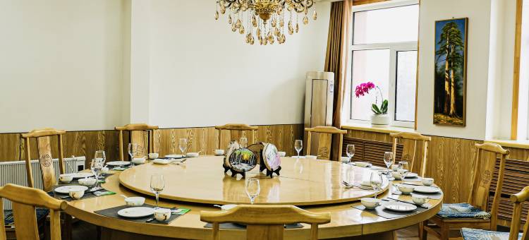 额尔古纳白桦大酒店图片