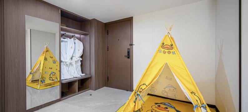 张家界国臣酒店(七十二奇楼子午路店)图片