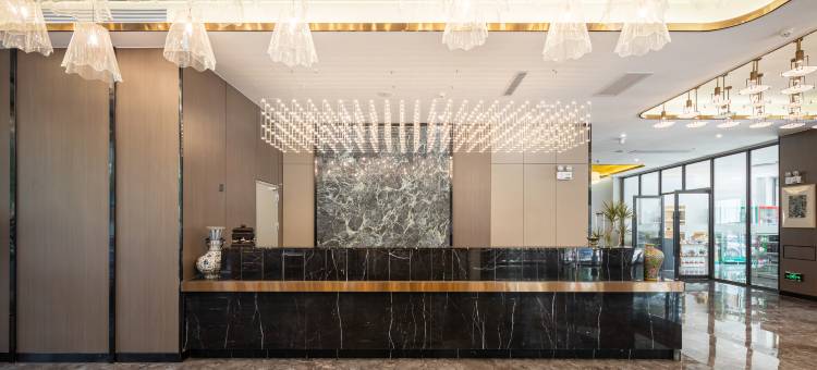 润玺丽呈酒店(西双版纳景洪嘎洒机场融创国际度假区店)图片