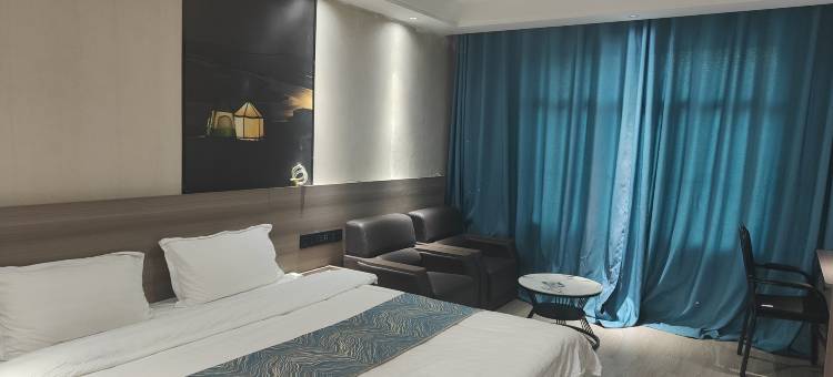 曲麻莱县麻多商务宾馆图片