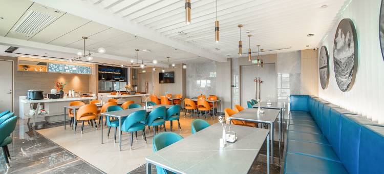 凯里亚德酒店(岳阳楼区高铁东站店)图片