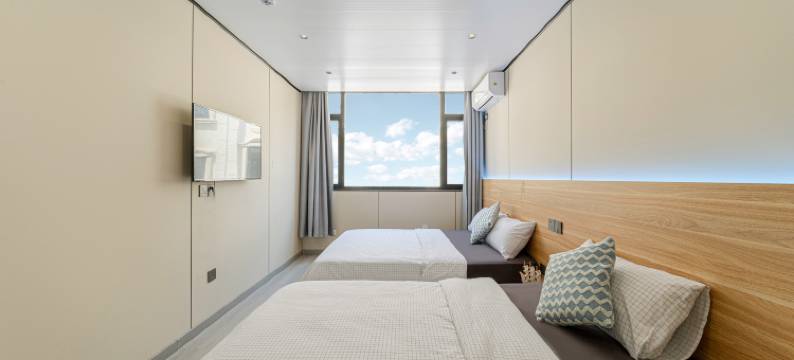 CasaMia·卡萨米亚·临海印象酒店(北戴河区刘庄夜市街店)图片