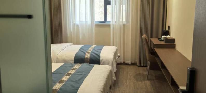 宽窄民宿(机场火车站店)图片