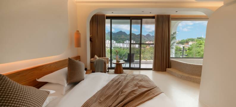 荔波三屿南庭·La Mere Ancienne·设计师私汤度假美墅(古镇店)图片