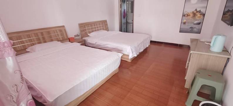 中卫捌拾壹号客栈(沙坡头景区店)图片