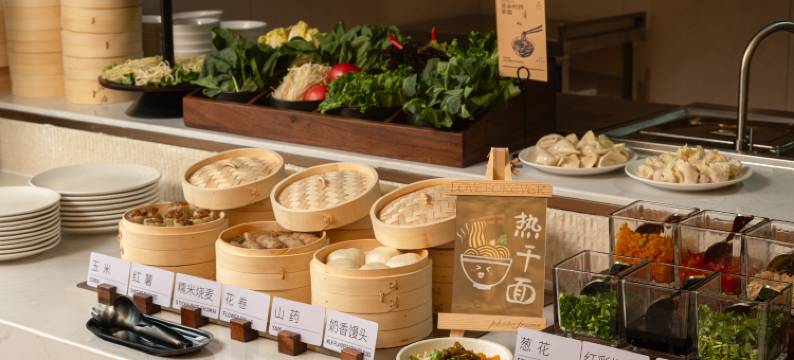武汉汉口江滩咸安坊亚朵酒店图片
