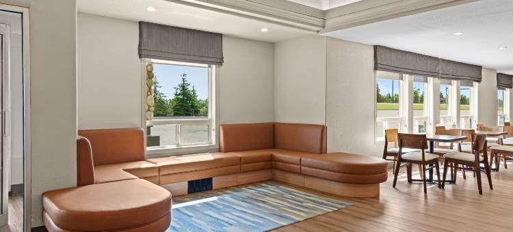 里贾纳温德姆戴斯酒店(Days Inn by Wyndham Regina)图片