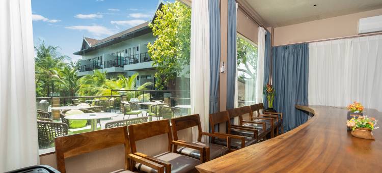 普吉岛奈阳温德姆豪生酒店(Howard Johnson by Wyndham Phuket Naiyang)图片