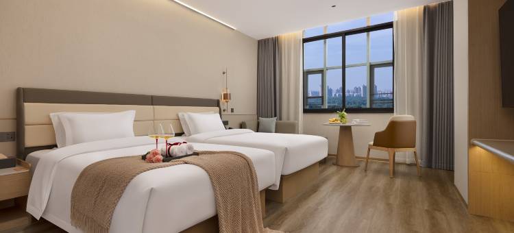 ELONG艺龙酒店(桂林象山景区两江四湖店)图片