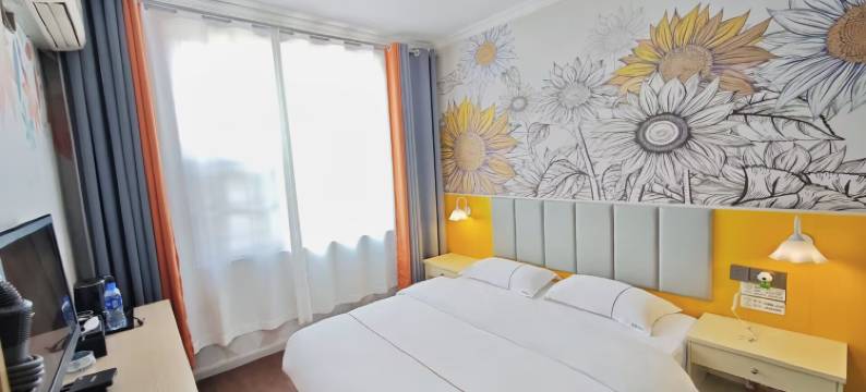 炫彩酒店(四川传媒学院店)图片