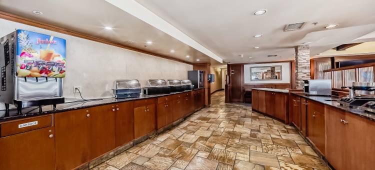 坎莫尔套房酒店(Canmore Inn & Suites)图片