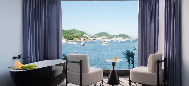 天涯.skyline海景设计师美宿(普陀山机场乌石塘店)图片