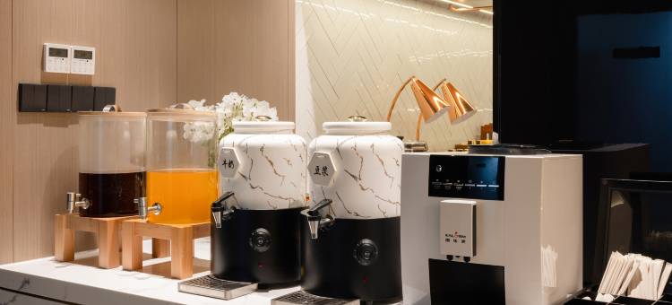 柏曼酒店(贵港高铁站万达广场店)图片