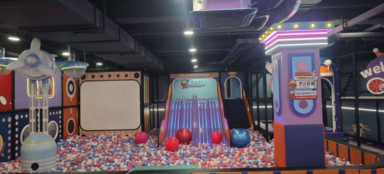 季尔顿酒店(什邡雍湖公园三中心店)图片