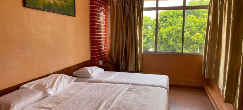 OYO 91284 White House Hotel Kluang图片