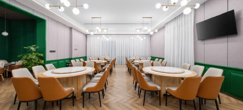 阿克苏华瑞大酒店(金兰广场店)图片