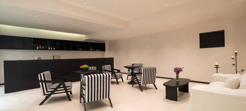 留白·供氧法式美宿(香格里拉独克宗古城店)图片