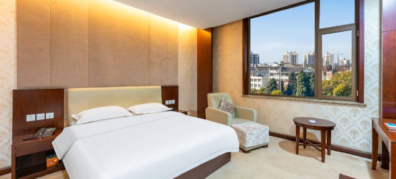 兴县柏晟酒店(观澜国际店)图片