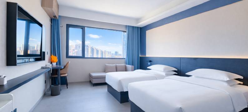 楚雄丽呈睿轩酒店(东兴中学政务中心店)图片