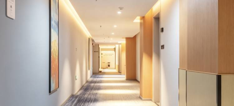 城市便捷酒店(临沧人民医院店)图片