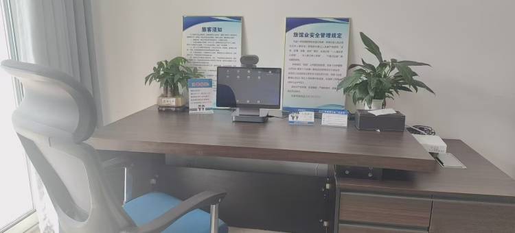旭航影音旅馆(德州学院店)图片
