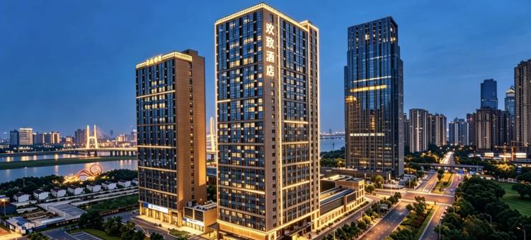FUNGEE·欢致高空江景酒店(南昌红谷滩江西省博物馆店)图片