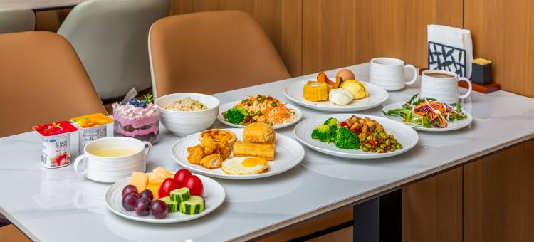 几禾轻雅·新中式美学酒店(焦作高铁站万达广场店)图片
