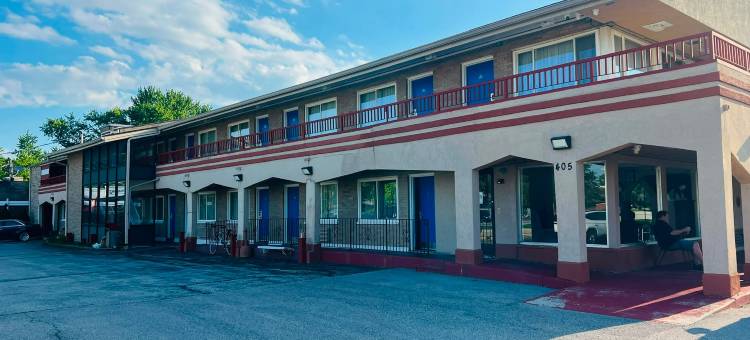 巴灵顿绍姆堡I 90酒店(Barrington Hotel Schaumberg Near I 90)图片