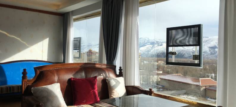 甘孜黑青稞大酒店图片