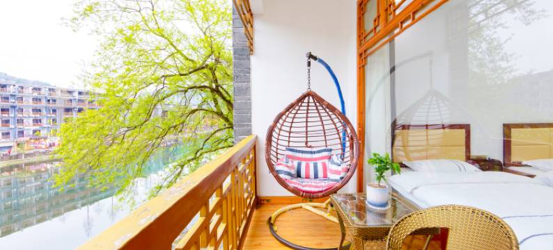 凤凰凤城江景客栈图片